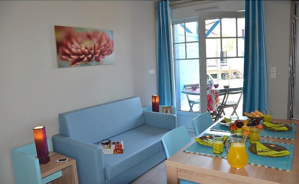 Lagrange Grand Bleu Vacances - Residence La Grenadine Marseillan Kültér fotó
