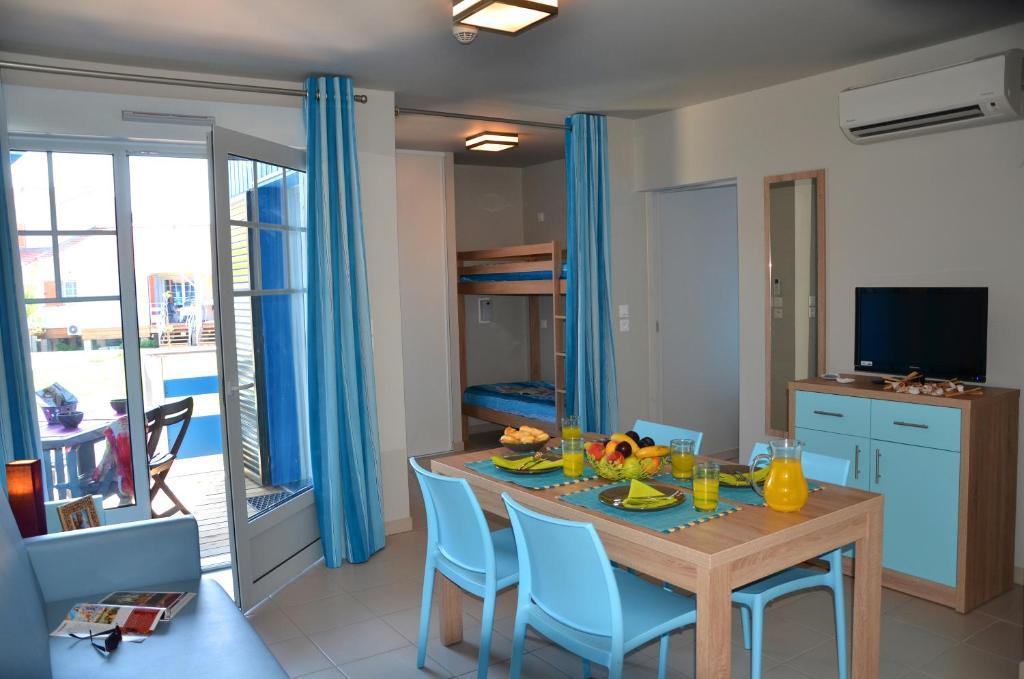 Lagrange Grand Bleu Vacances - Residence La Grenadine Marseillan Szoba fotó