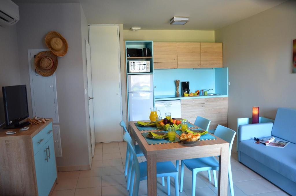 Lagrange Grand Bleu Vacances - Residence La Grenadine Marseillan Szoba fotó