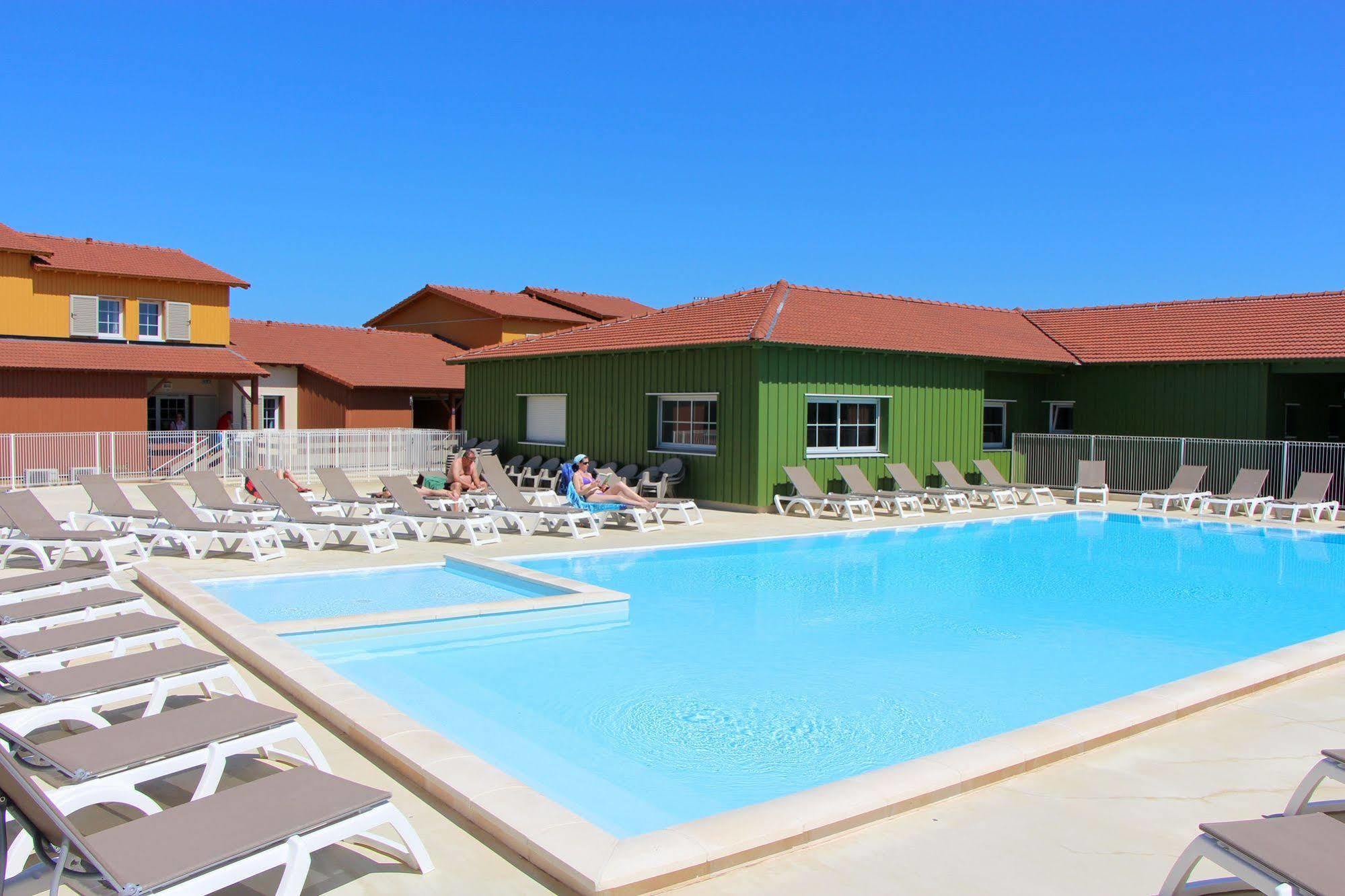 Lagrange Grand Bleu Vacances - Residence La Grenadine Marseillan Kültér fotó